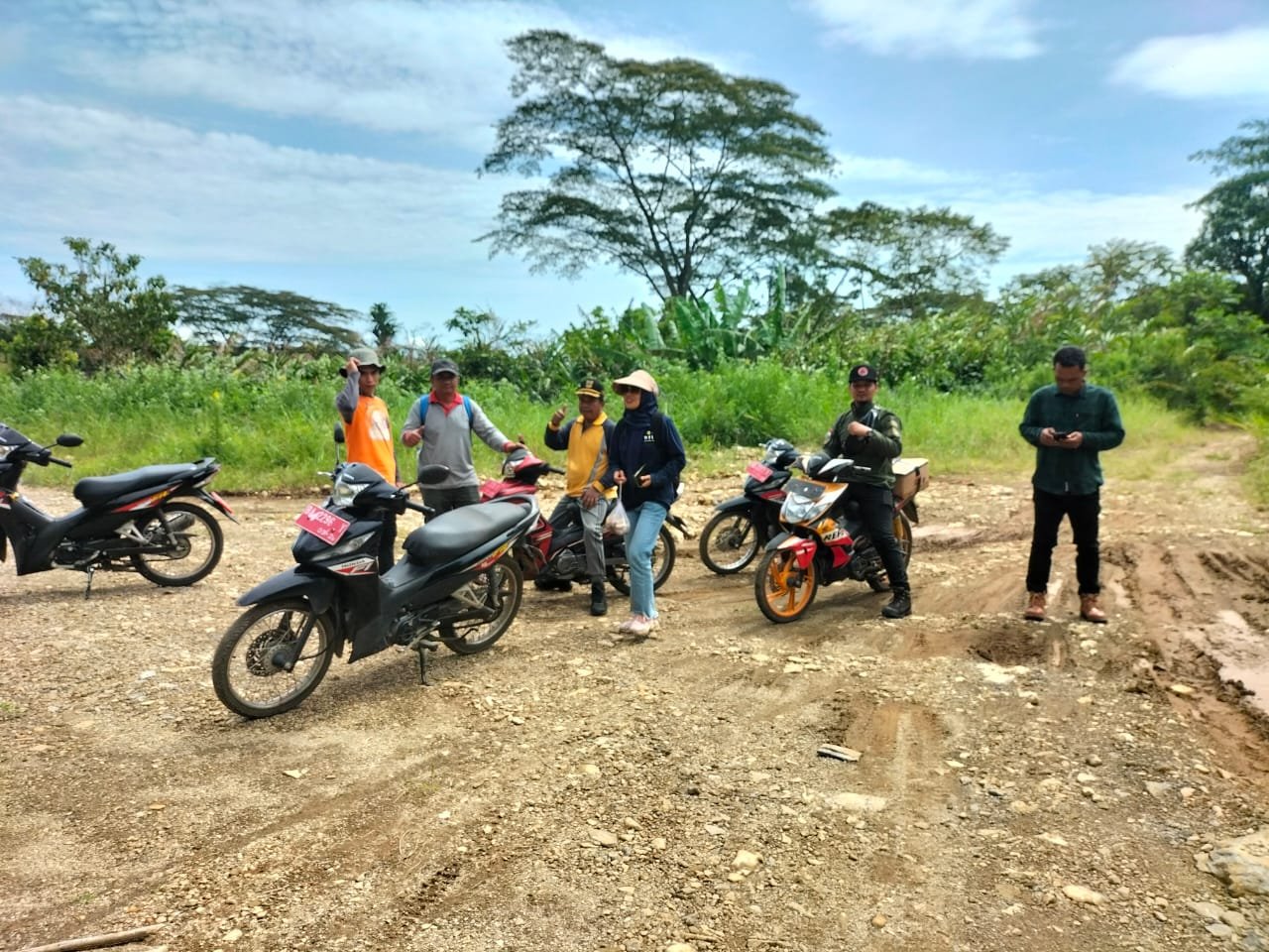  kunjungan lapangan untuk melihan lahan kopi Bumnag alam marinteh